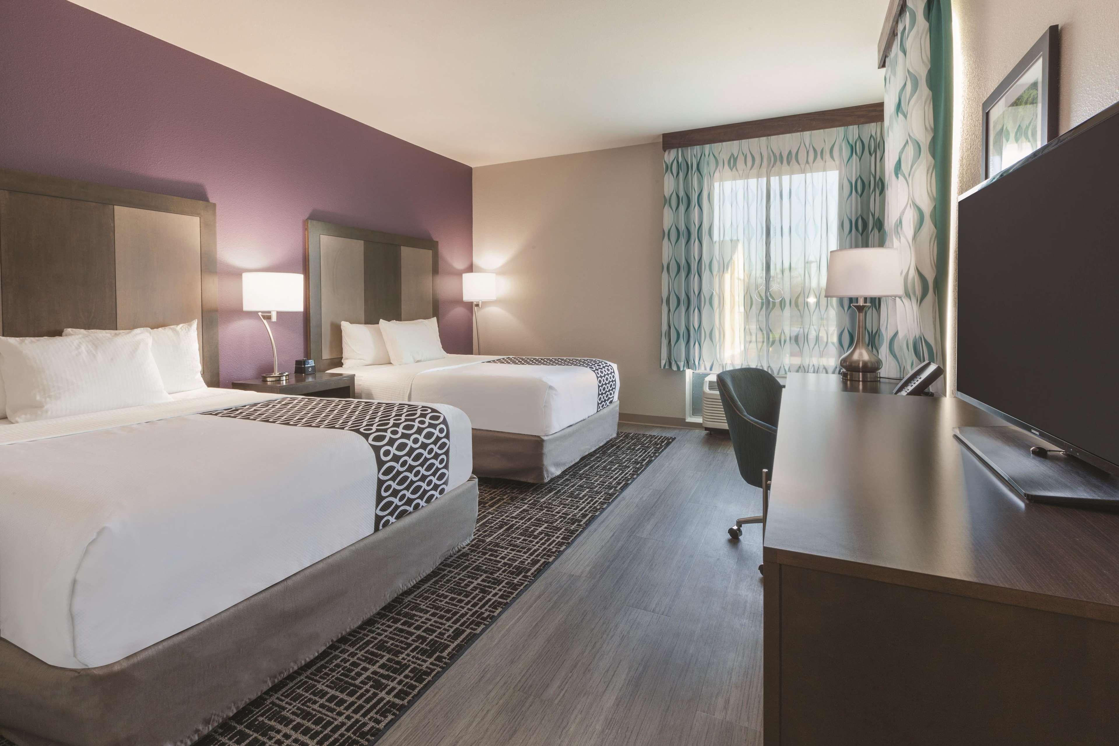 La Quinta By Wyndham Hotel