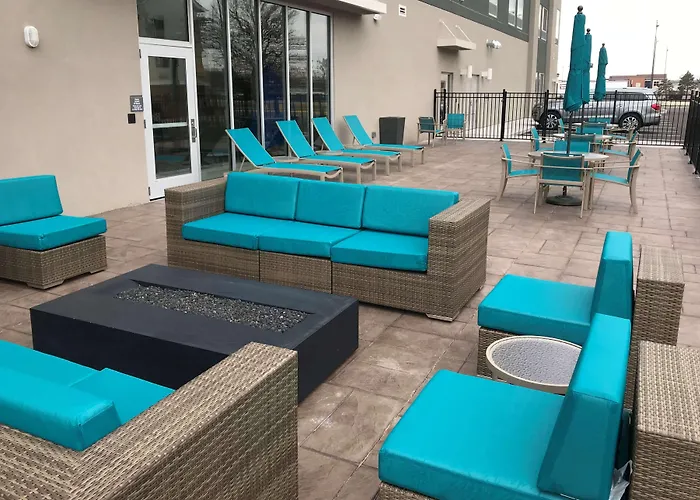 La Quinta By Wyndham Terre Haute