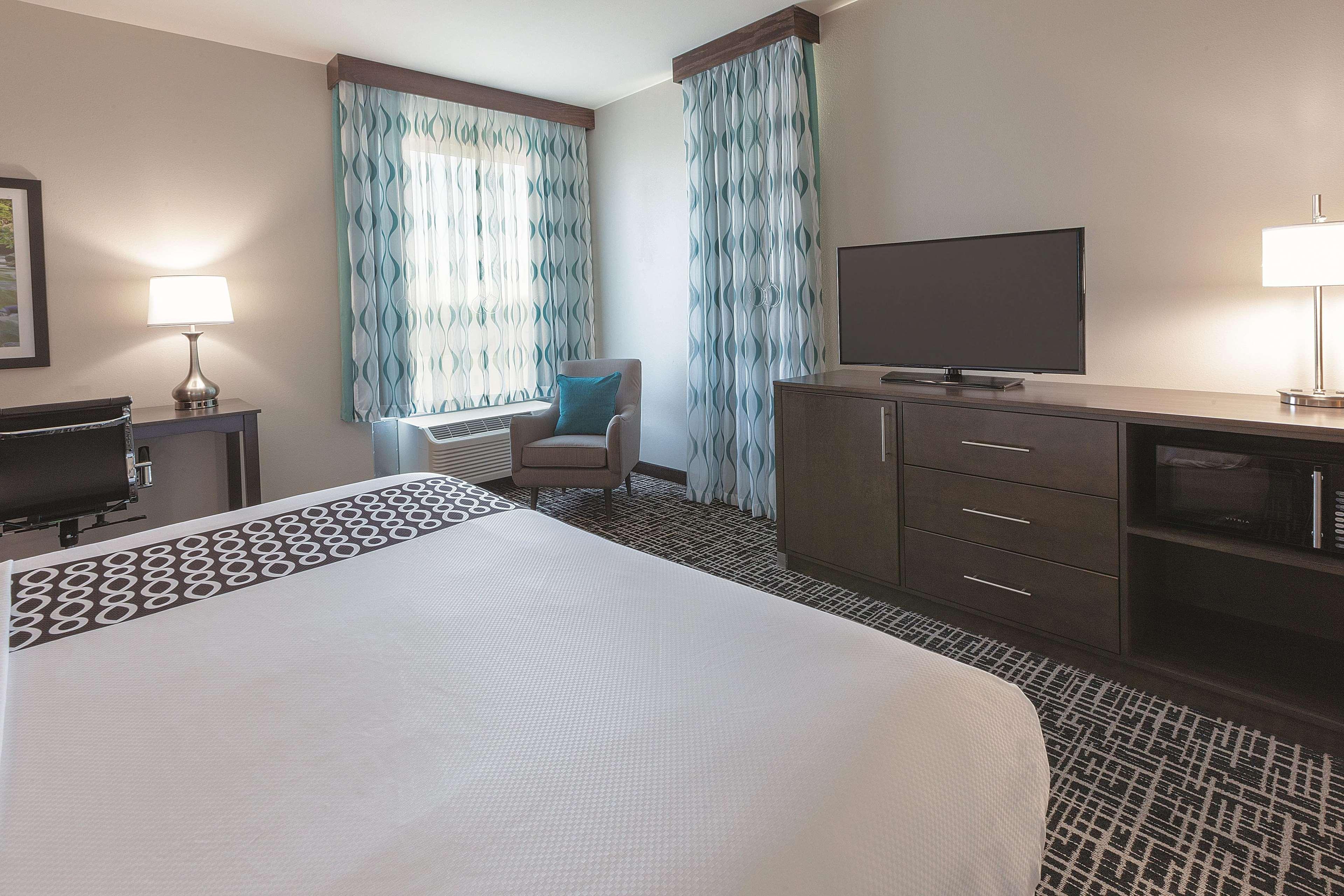 Hotel La Quinta By Wyndham 3*