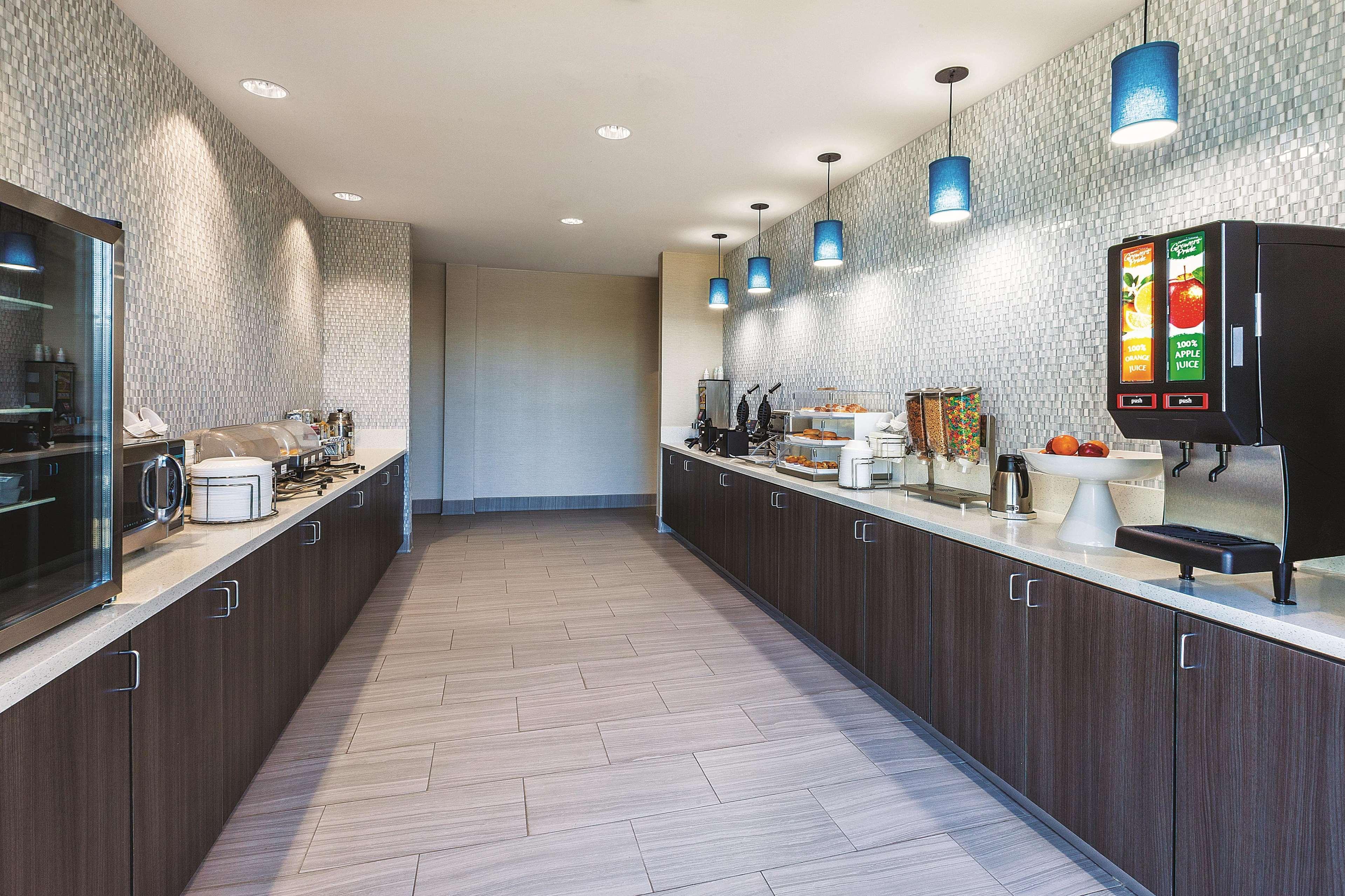 Hotel La Quinta By Wyndham 3*